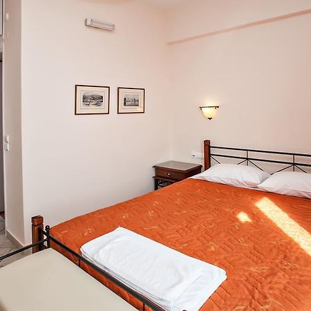 Arxontiko Hotell Tínos Exteriör bild