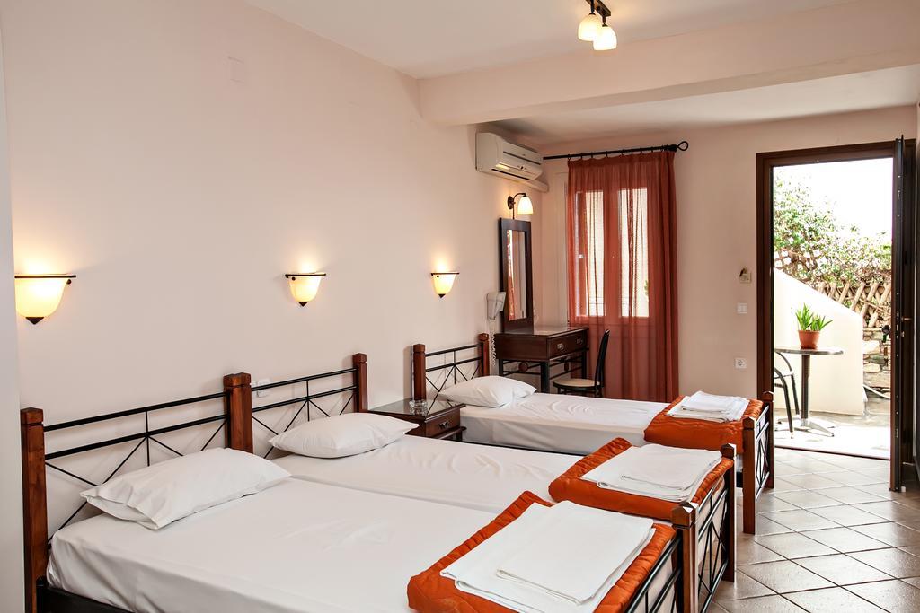 Arxontiko Hotell Tínos Exteriör bild