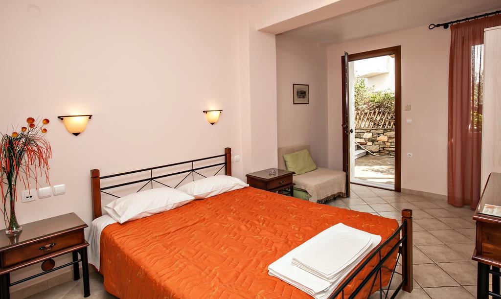Arxontiko Hotell Tínos Exteriör bild