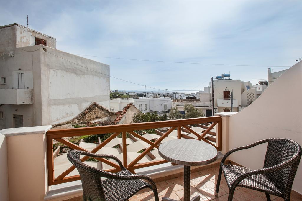 Arxontiko Hotell Tínos Exteriör bild