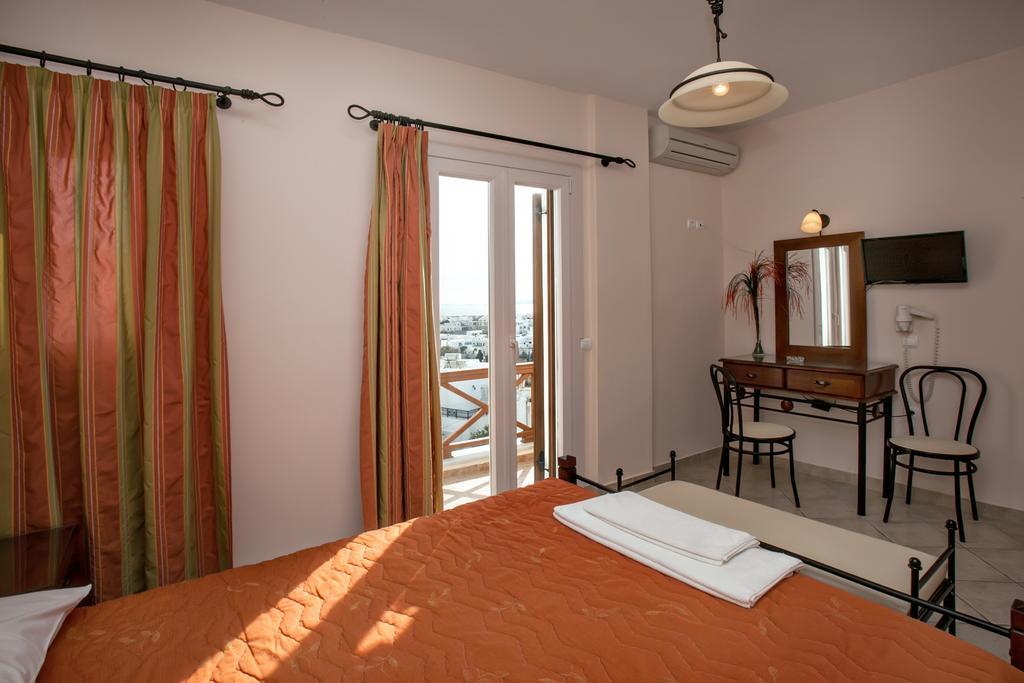 Arxontiko Hotell Tínos Exteriör bild