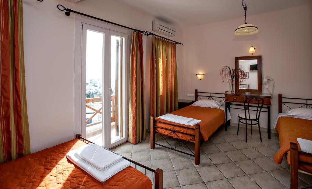 Arxontiko Hotell Tínos Exteriör bild