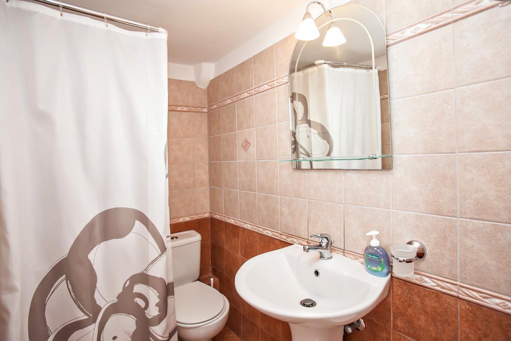Arxontiko Hotell Tínos Exteriör bild